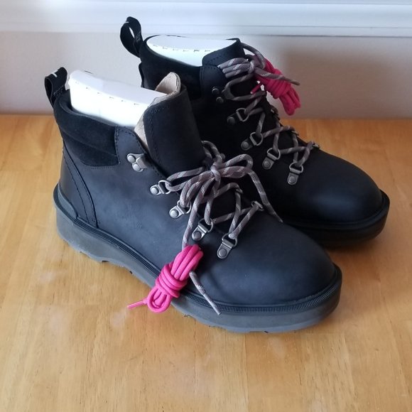 Sorel Hi-Line Hiker Boots - Picture 3 of 11